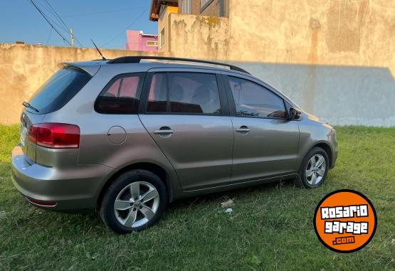 Autos - Volkswagen Suran 2017 Nafta 99000Km - En Venta