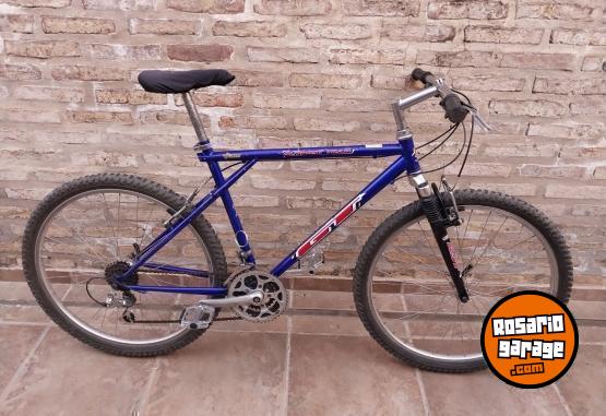 Deportes - 🚲 VENDO Bicicleta GT Outpost Trail - Rodado 26 - En Venta