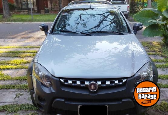 Autos - Fiat PALIO WEEKEND ADVENTURE 2013 GNC 129000Km - En Venta