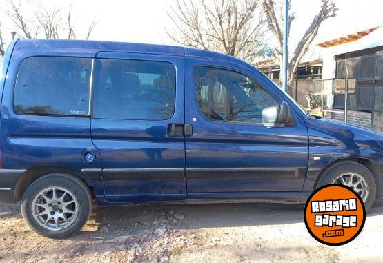 Utilitarios - Peugeot Parpaddaa 2001 Diesel 270000Km - En Venta