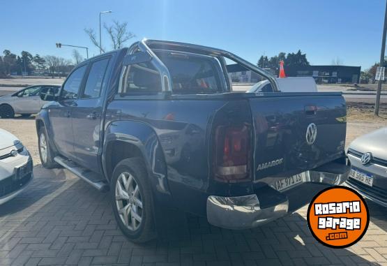 Camionetas - Volkswagen Amarok V6 Highline 2023 Diesel 100000Km - En Venta