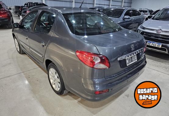 Autos - Peugeot 207 Xt 2013 Diesel 175000Km - En Venta