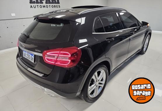 Autos - Mercedes Benz Gla 200 Urban At 2017 Nafta 110000Km - En Venta