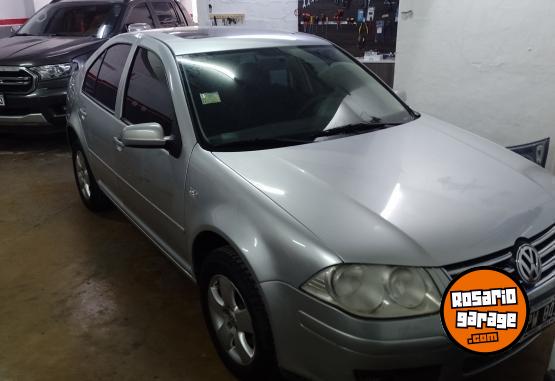 Autos - Volkswagen Bora trendline 2.0 nafta 2011 Nafta 95000Km - En Venta