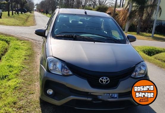 Autos - Toyota ETIOS XLS 1.5 4A/T 2019 Nafta 108000Km - En Venta