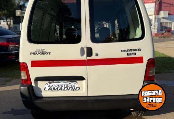 Utilitarios - Peugeot Partner 2015 Diesel  - En Venta