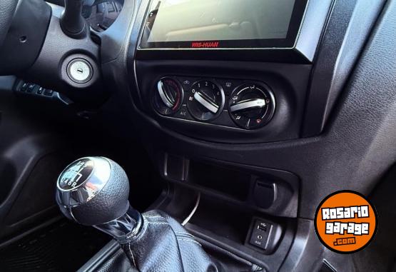 Camionetas - Renault Alaskan Confort 4x2 D/C 2023 Diesel 69000Km - En Venta