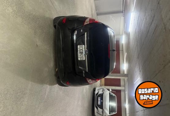 Autos - Ford Fiesta Titanium 2015 Nafta 130000Km - En Venta