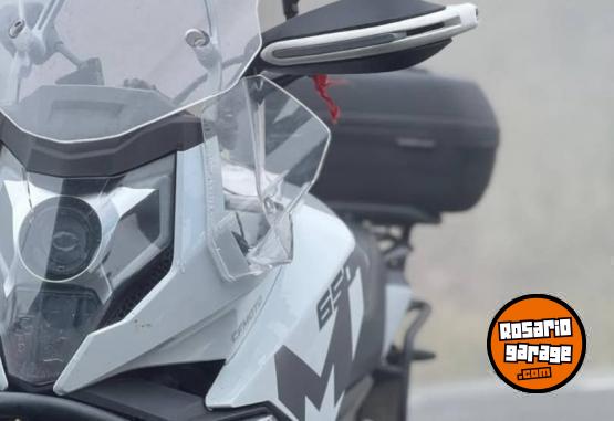 Motos - CF 650 2023 Nafta 5000Km - En Venta