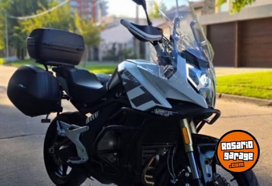 Motos - CF 650 2023 Nafta 5000Km - En Venta