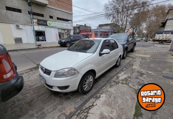 Autos - Fiat Siena 2016 GNC 110000Km - En Venta