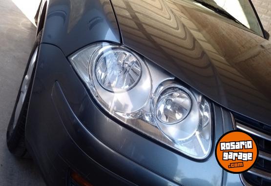 Autos - Volkswagen Bora 2.0 2013 Nafta 98000Km - En Venta