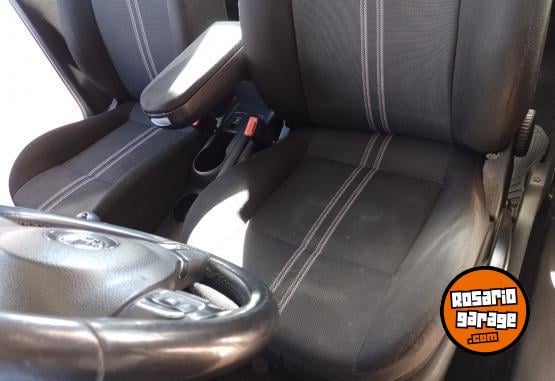 Autos - Volkswagen Bora 2.0 2013 Nafta 98000Km - En Venta