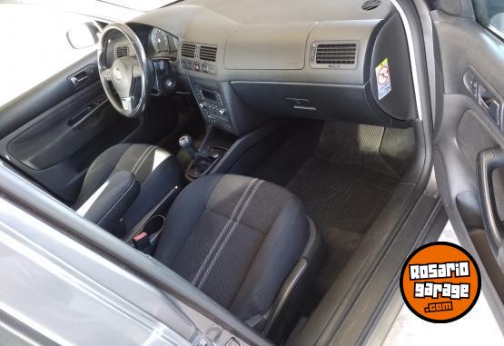 Autos - Volkswagen Bora 2.0 2013 Nafta 98000Km - En Venta