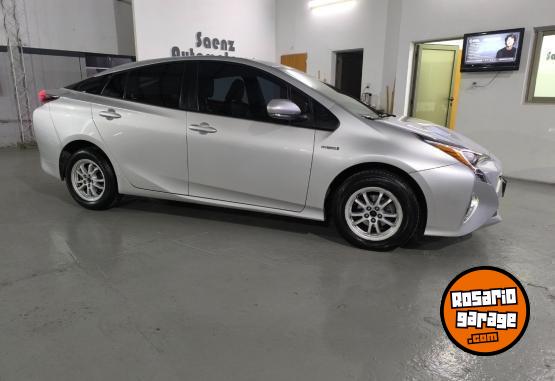 Autos - Toyota PRIUS AT HYBRID 2018 Electrico / Hibrido 106000Km - En Venta