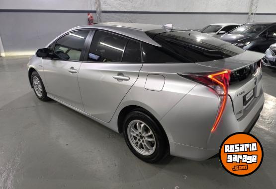 Autos - Toyota PRIUS AT HYBRID 2018 Electrico / Hibrido 106000Km - En Venta