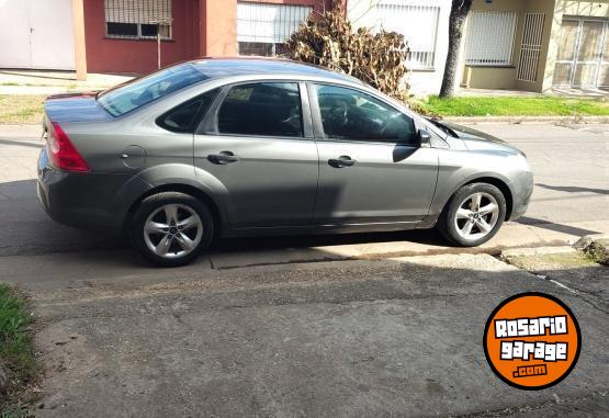 Autos - Ford Focus Exe 1.6 llantas 2012 Nafta 136000Km - En Venta