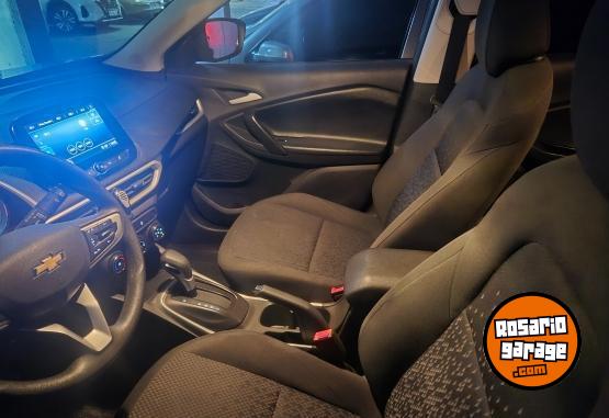 Camionetas - Chevrolet Tracker 2021 Nafta 80000Km - En Venta