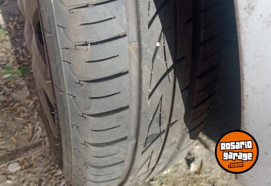 Utilitarios - Renault Kangoo 2011 Diesel 230000Km - En Venta