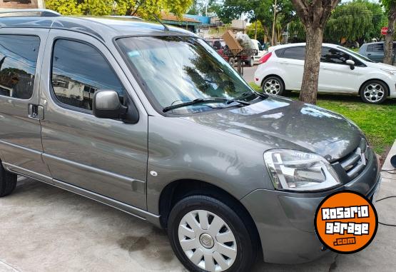 Utilitarios - Citroen BERLINGO XTR 2017 Diesel 110100Km - En Venta