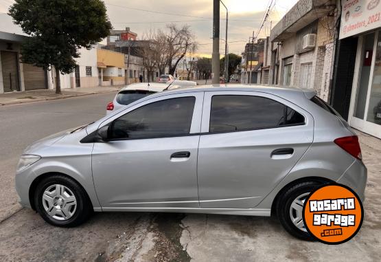 Autos - Chevrolet Onix 2017 Nafta 130000Km - En Venta