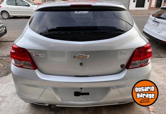 Autos - Chevrolet Onix 2017 Nafta 130000Km - En Venta