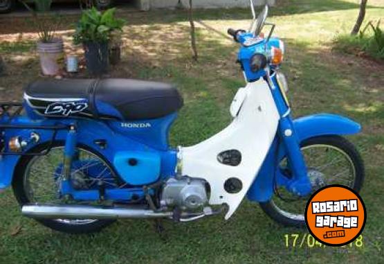 Cl�sicos - ANTIGUA MOTO  HONDA C. 9O  1992 - En Venta