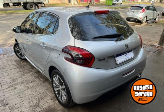 Autos - Peugeot 208 Feline 2017 Nafta 113000Km - En Venta