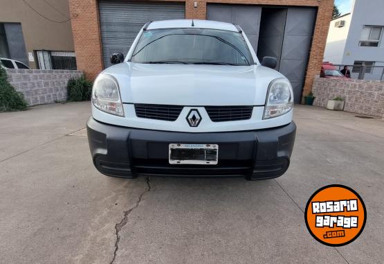 Utilitarios - Renault Kangoo 2012 GNC 260000Km - En Venta