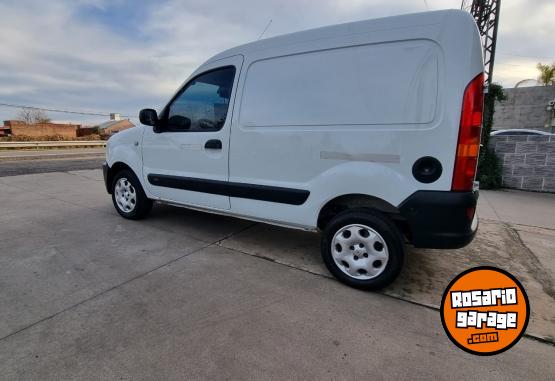 Utilitarios - Renault Kangoo 2012 GNC 260000Km - En Venta