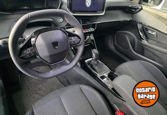 Autos - Peugeot 2008 ALLURE 2025 Nafta 0Km - En Venta