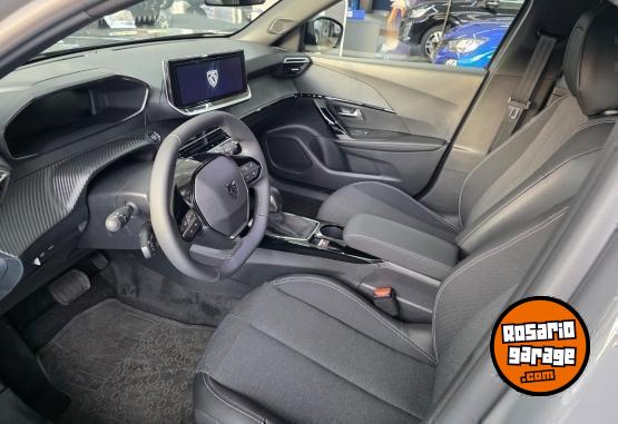 Autos - Peugeot 2008 ALLURE 2025 Nafta 0Km - En Venta
