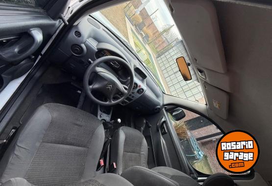 Utilitarios - Citroen Berlingo hdi 2019 Diesel 86000Km - En Venta