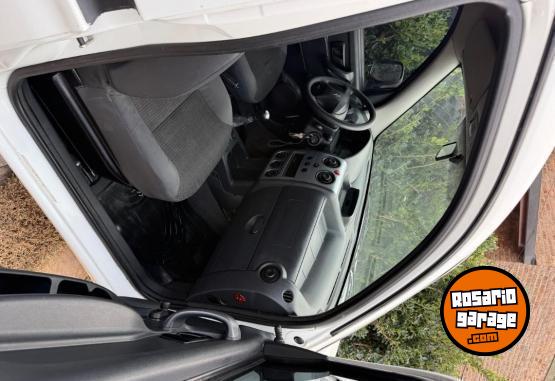 Utilitarios - Citroen Berlingo hdi 2019 Diesel 86000Km - En Venta