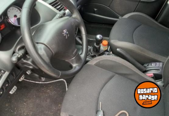 Autos - Peugeot 207 compact feline hp 2012 Diesel 200000Km - En Venta