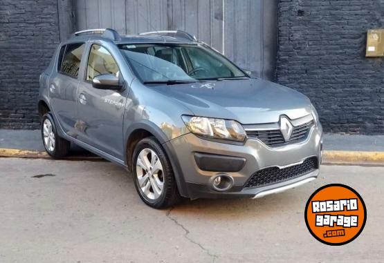 Autos - Renault Sandero Stepway 2015 Nafta 90000Km - En Venta