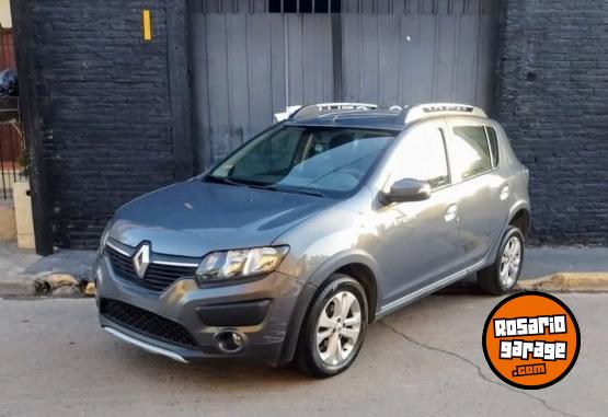 Autos - Renault Sandero Stepway 2015 Nafta 90000Km - En Venta