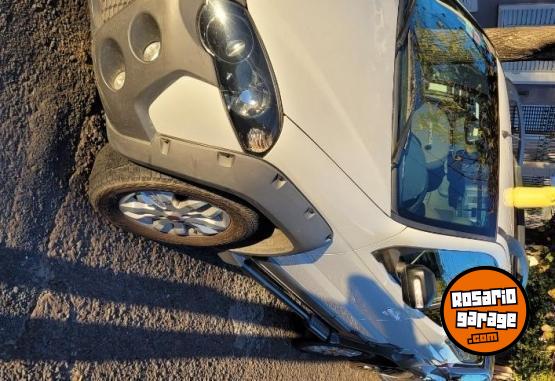 Camionetas - Fiat Strada Adventure 2018 Nafta 96000Km - En Venta