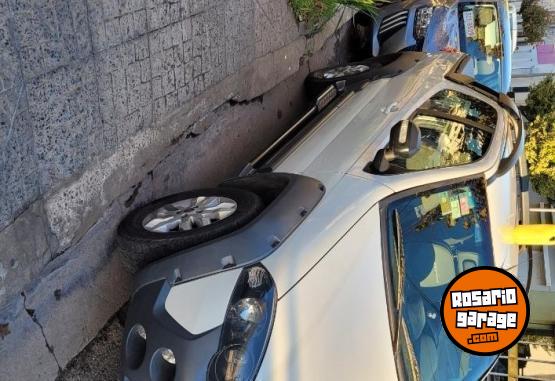 Camionetas - Fiat Strada Adventure 2018 Nafta 96000Km - En Venta