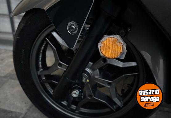 Motos - Kymco Xtown 250 2023 Nafta 22000Km - En Venta