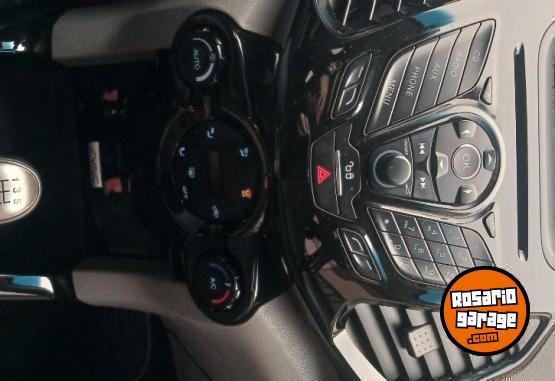 Autos - Ford Ecosport Titanium 1.6 2017 Nafta 61000Km - En Venta