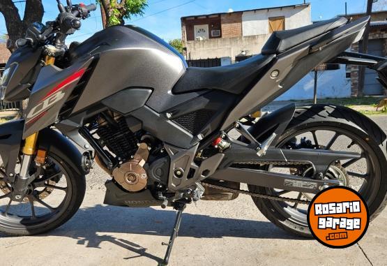 Motos - Honda Twister cb 300 2023 Nafta 850Km - En Venta