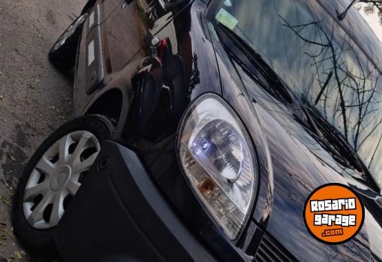 Utilitarios - Renault Kangoo 2009 GNC 200000Km - En Venta