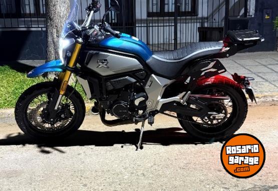 Motos - CF CLX 700 adv 2023 Nafta 20000Km - En Venta
