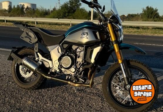 Motos - CF CLX 700 adv 2023 Nafta 20000Km - En Venta