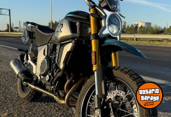 Motos - CF CLX 700 adv 2023 Nafta 20000Km - En Venta