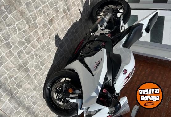 Motos - Honda Cbr 1000 2014 Nafta 31000Km - En Venta