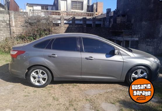 Autos - Ford 4 puertas 2,0 se plus 2014 Nafta 136000Km - En Venta