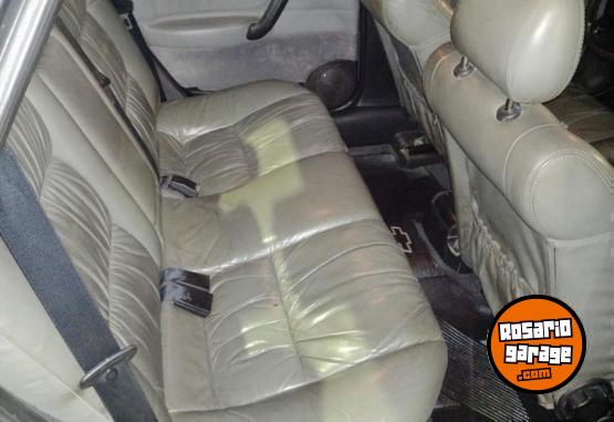 Autos - Chevrolet Vectra 2.2 CD 16V 2004 GNC 270000Km - En Venta