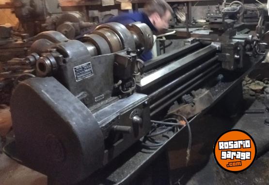 Herramientas - Torno Paralelo con Caja Norton para Roscas - En Venta
